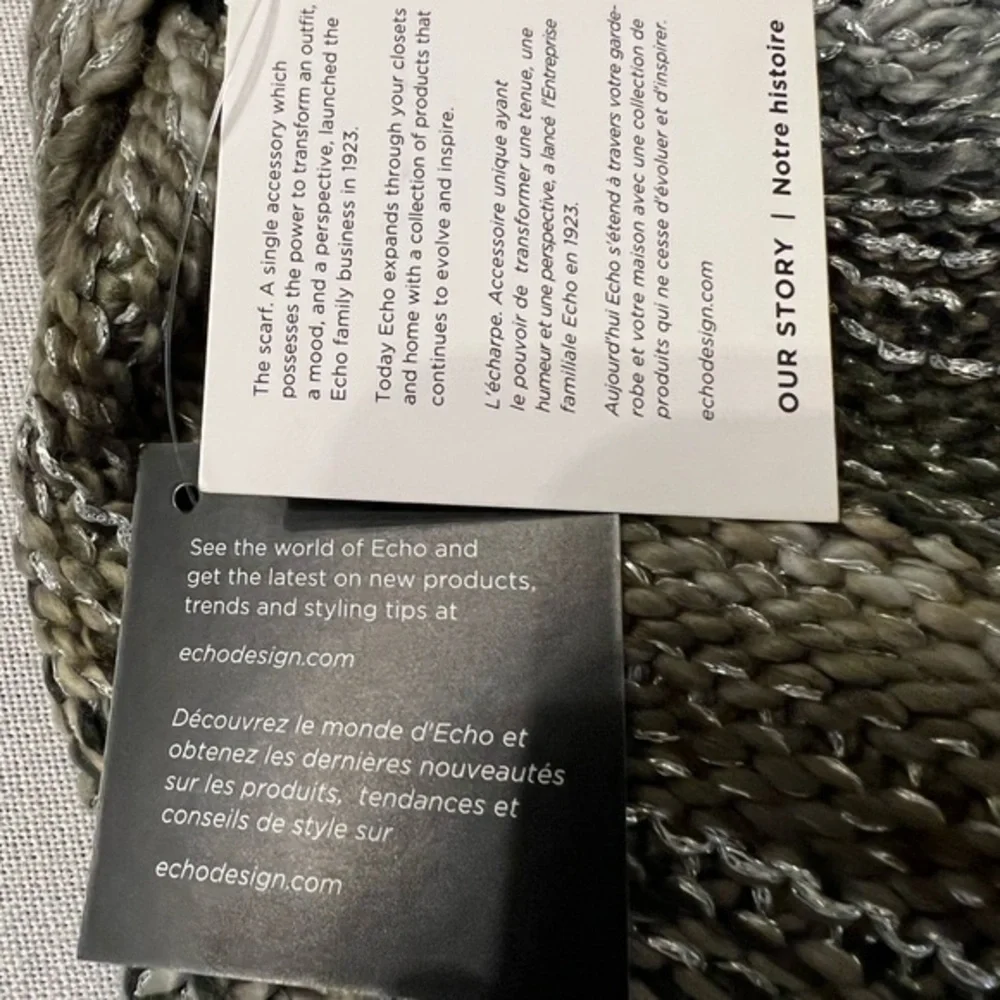 🎁 NWT Echo neutral & silver metallic textured infinity scarf, tan gray black